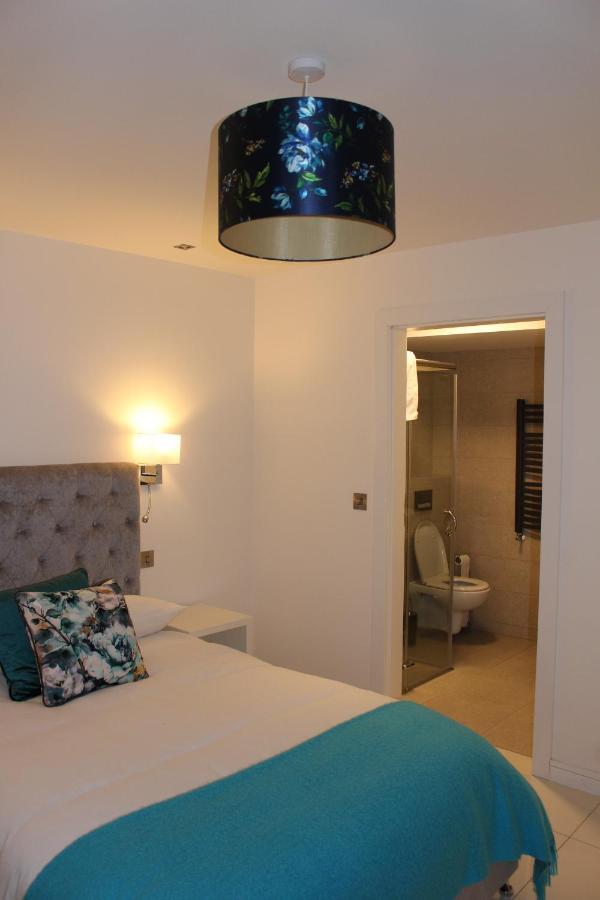 Blossom Lane Apartment Woodford  Kültér fotó
